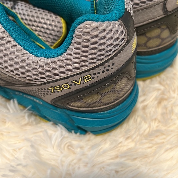 750 v2 New Balance - Picture 6 of 6